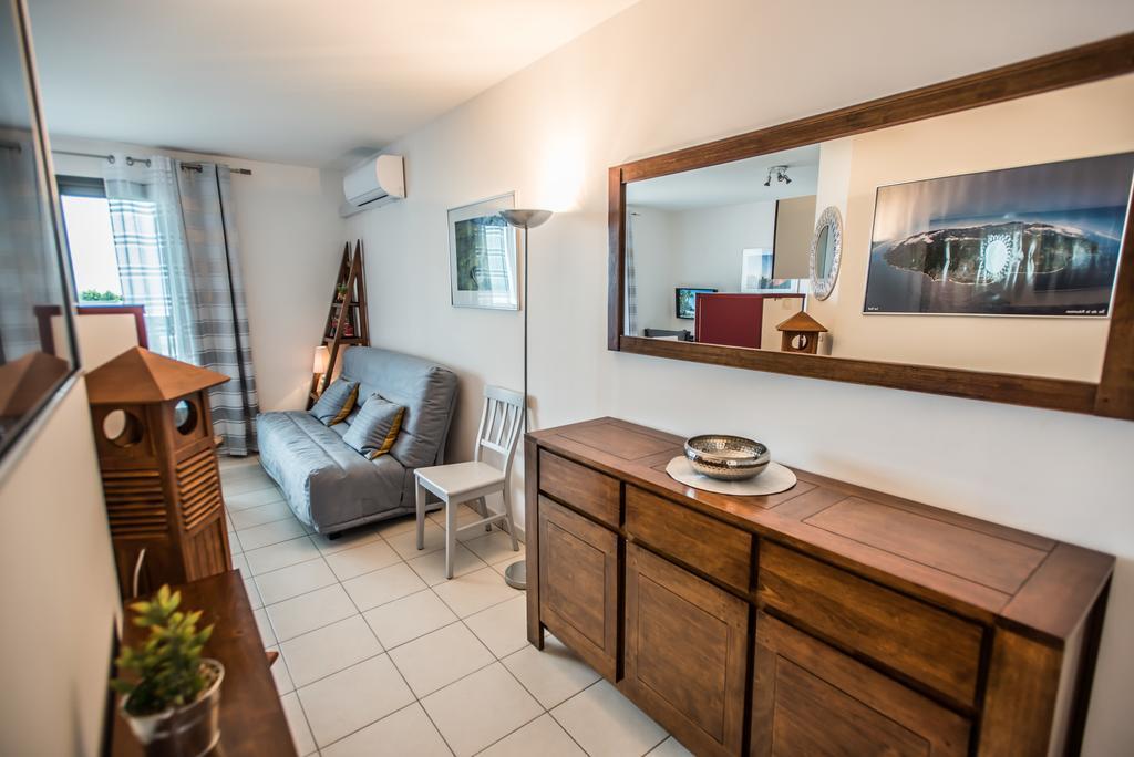 Appartement Le Paille En Queue サン・ピエール エクステリア 写真