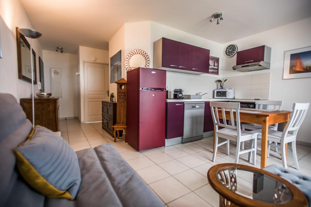 Appartement Le Paille En Queue サン・ピエール エクステリア 写真